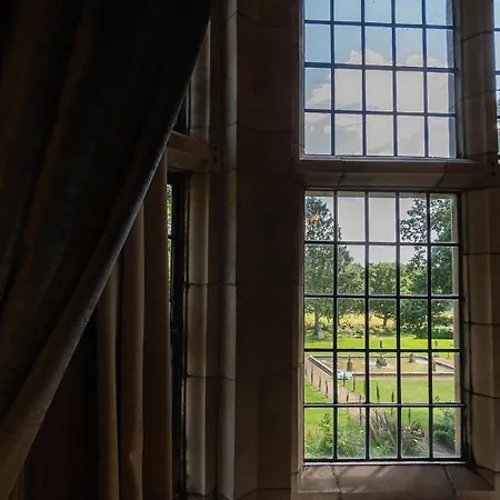 Moxhull Hall