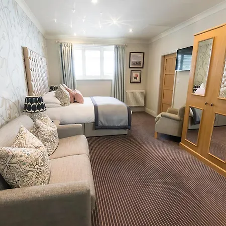 Moxhull Hall 4*
