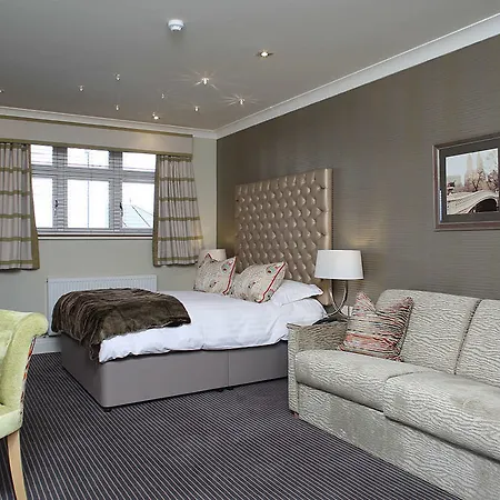 Moxhull Hall 4*